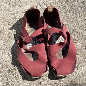 Wildlings sandals